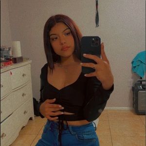 Meet your Posher, Gabriela